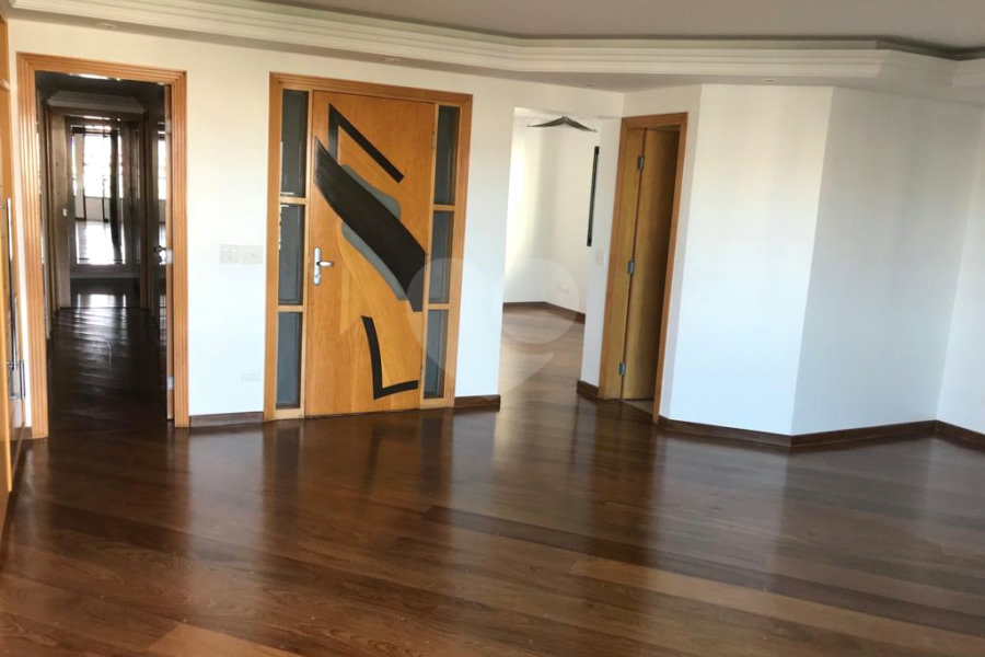 Apartamento à venda com 3 quartos, sendo 1 suíte,  em Santana, São Paulo, SP