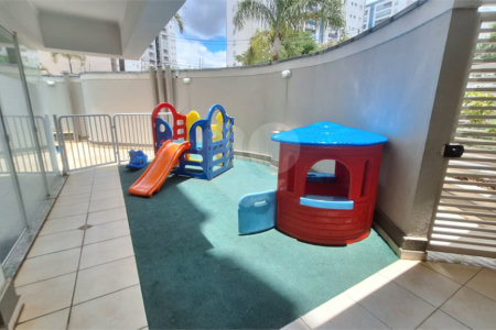 Apartamento à venda com 3 quartos, sendo 1 suíte,  em Parque Campolim, Sorocaba, SP