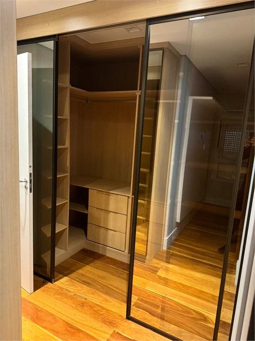 Apartamento para alugar com 3 suítes em Vila Gertrudes, São Paulo, SP