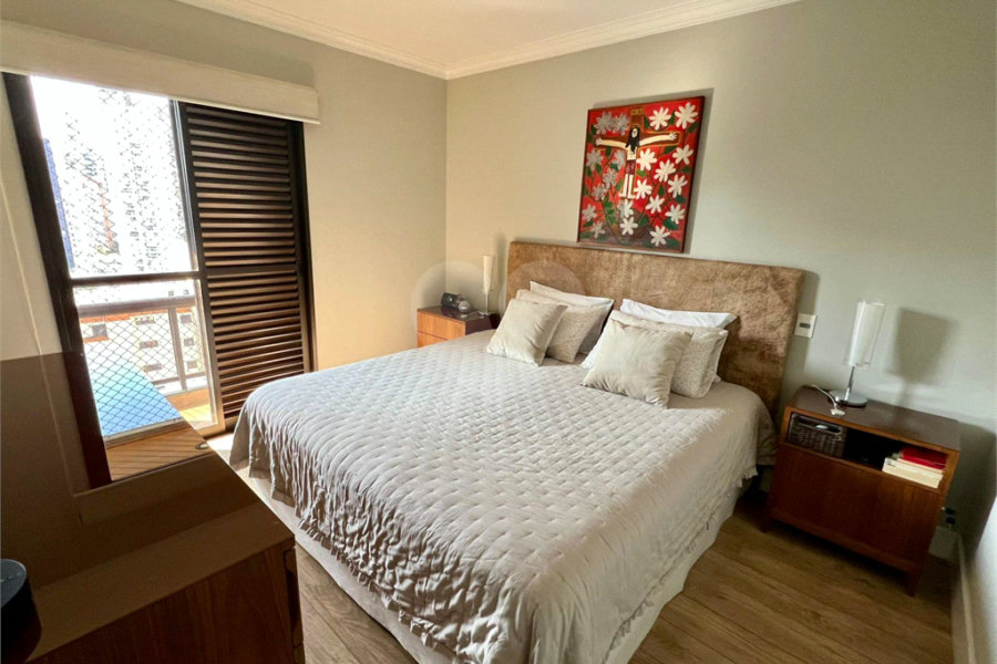 Apartamento à venda com 3 quartos, sendo 2 suítes, em Morumbi, São Paulo, SP