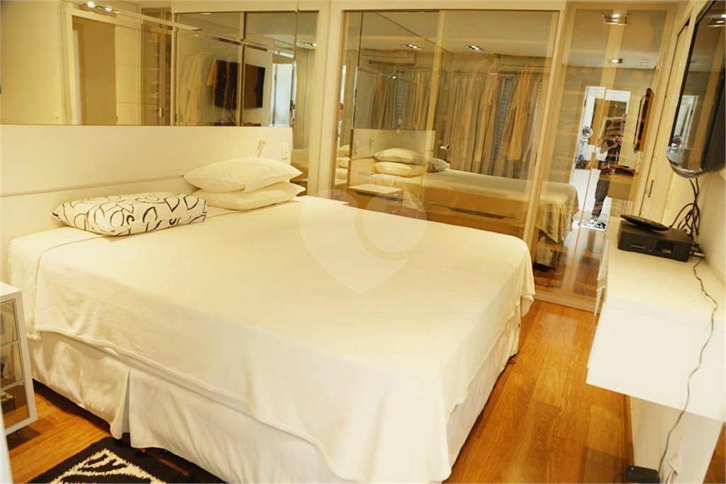Apartamento à venda com 3 quartos, sendo 2 suítes, em Santana, São Paulo, SP