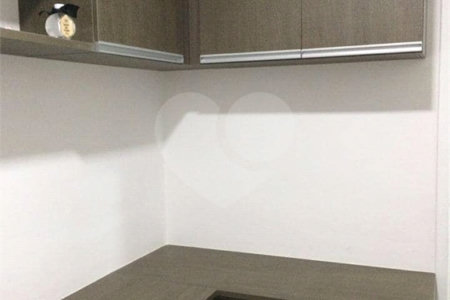 Apartamento à venda com 3 quartos, sendo 1 suíte, em Parque Reboucas, São Paulo, SP