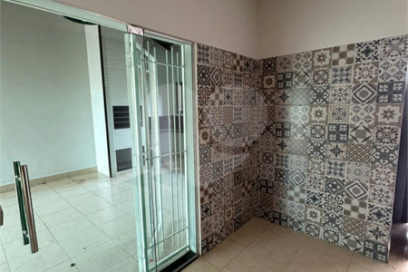 Casa à venda com 3 quartos, sendo 1 suíte, em Jardim Santa Marta, Cuiabá, MT