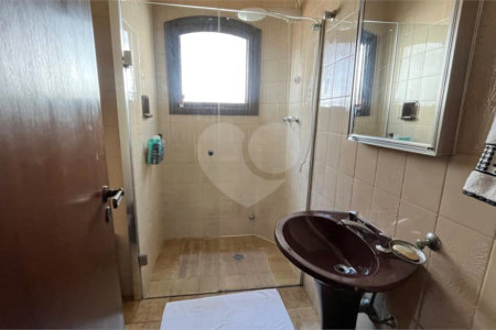 Casa à venda com 4 quartos, sendo 2 suítes, em Lar São Paulo, São Paulo, SP