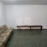 Casa à venda com 3 quartos, sendo 1 suíte,  em Jardim Rosa Maria, São Paulo, SP