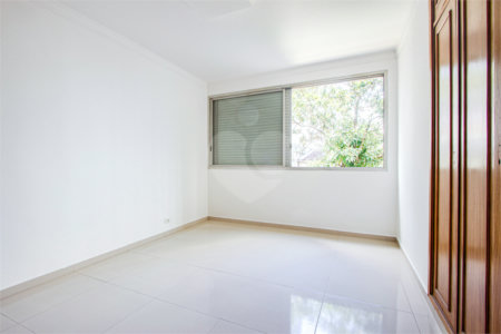 Apartamento à venda ou para alugar com 3 quartos, sendo 1 suíte,  em Pinheiros, São Paulo, SP