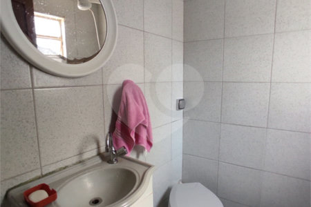 Sobrado à venda com 3 quartos em Chora Menino, São Paulo, SP