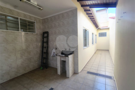 Casa à venda com 3 quartos, sendo 1 suíte,  em Jardim Jequitibá, Indaiatuba, SP