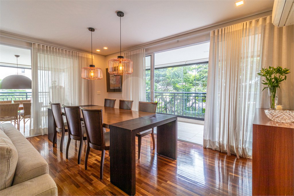 Apartamento à venda com 4 suítes em Alto da Boa Vista, São Paulo, SP