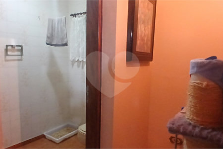Sobrado à venda com 3 suítes em Nova Petrópolis, São Bernardo do Campo, SP