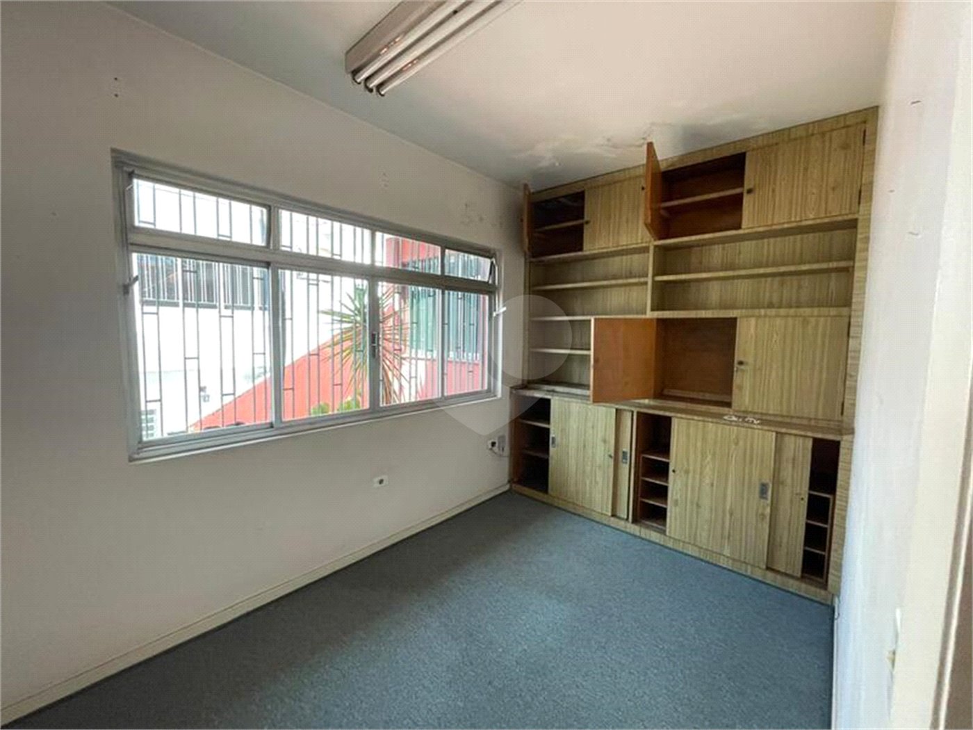 Sobrado à venda com 4 quartos, sendo 1 suíte, em Vila Congonhas, São Paulo, SP