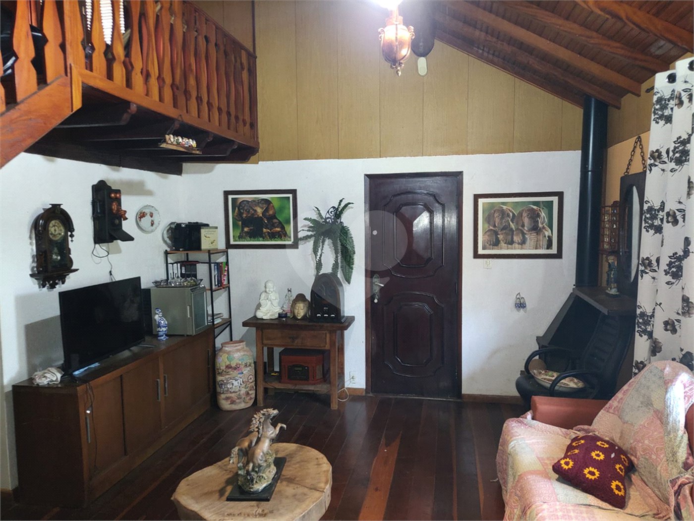 Casa à venda com 5 quartos, sendo 2 suítes, no condomínio Cinco Lagos Portaria II, Mairiporã - SP