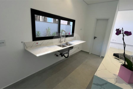 Casa à venda com 4 suítes no condomínio Residencial Granville, Atibaia - SP