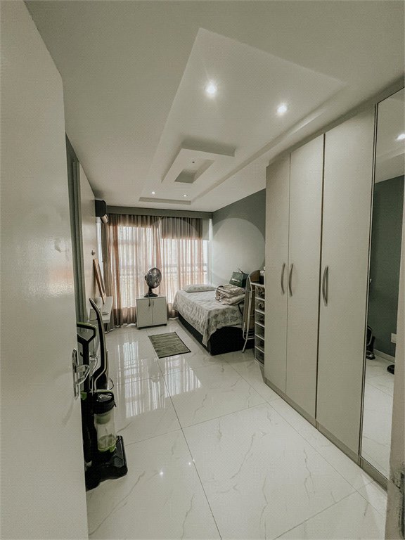Apartamento à venda com 3 quartos, sendo 1 suíte, em Campo Grande, Rio de Janeiro, RJ