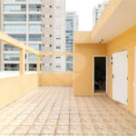 Casa com 3 dormitórios sendo 3 suítes com 03 vagas de garagem.