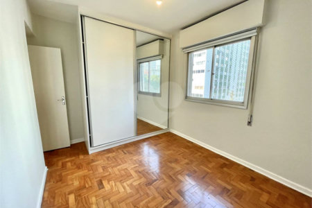 Apartamento à venda com 3 quartos em Cerqueira César, São Paulo, SP