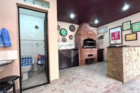 Sobrado à venda ou para alugar com 3 quartos, sendo 1 suíte,  em Jardim Maria Helena, Guarulhos, SP