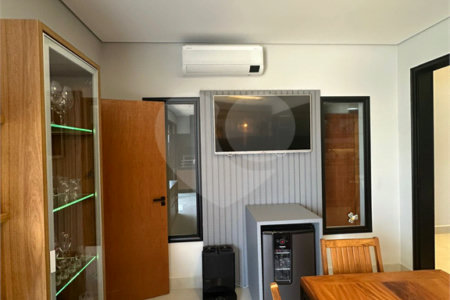 Casa à venda com 3 quartos, sendo 1 suíte, no condomínio Residencial Evidências, Indaiatuba - SP