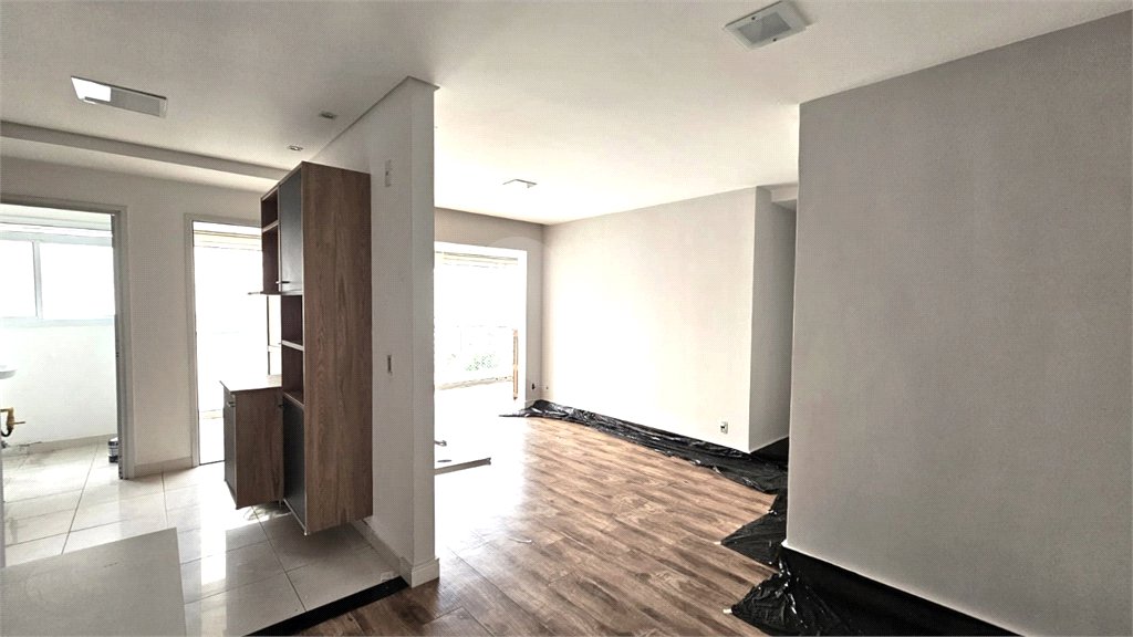 Apartamento à venda com 2 quartos, sendo 1 suíte, em Campo Belo, São Paulo, SP