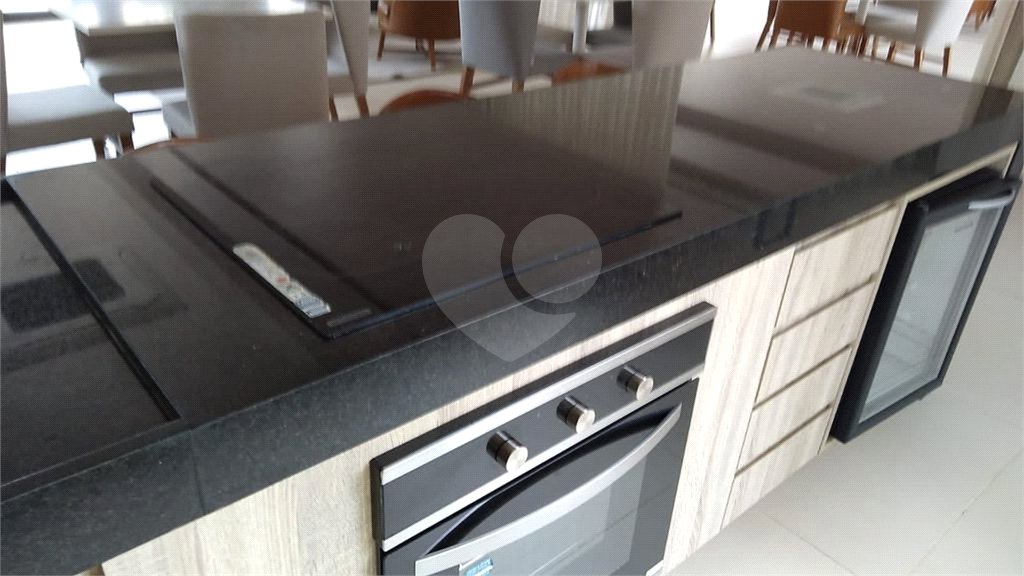 Apartamento à venda com 3 suítes em Vila Monumento, São Paulo, SP