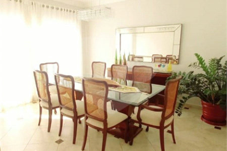 Casa à venda com 3 suítes no condomínio Residencial Parque Arco-íris, Atibaia - SP