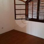 Sobrado à venda com 4 quartos em Vila Guilherme, São Paulo, SP