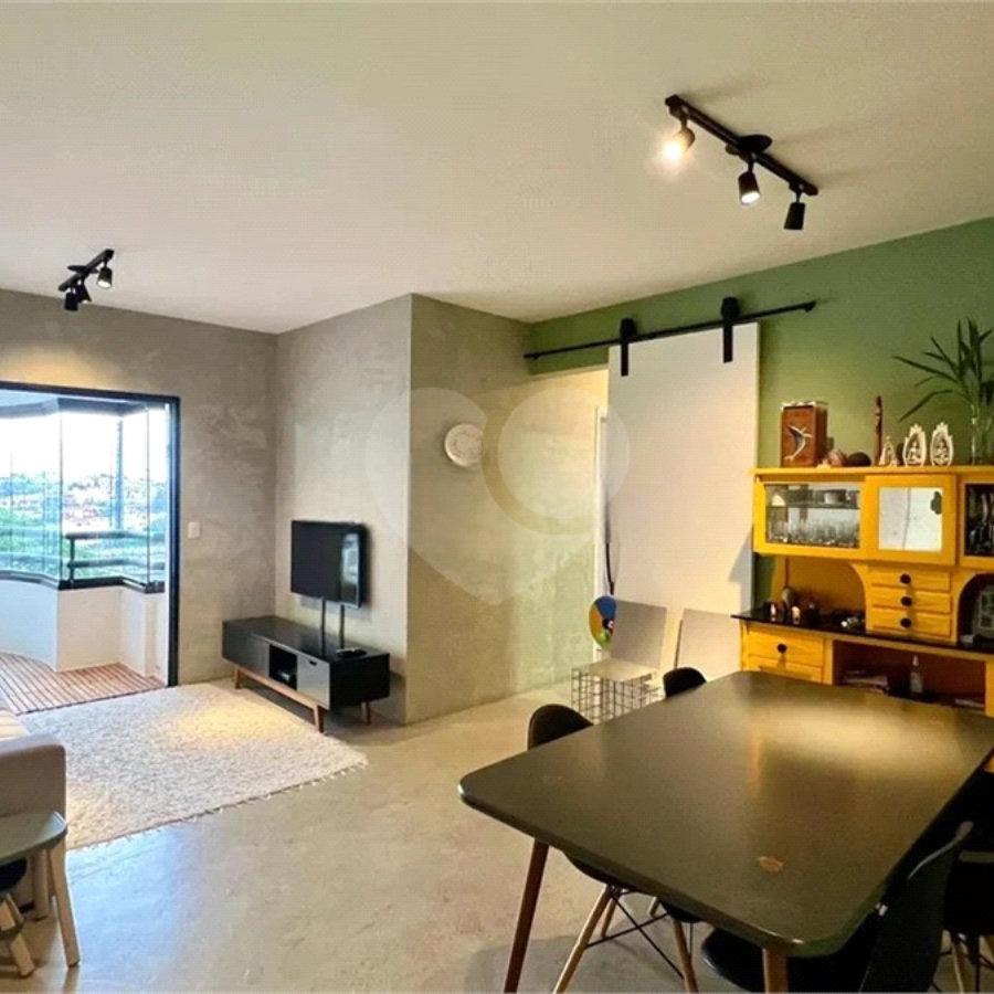 Apartamento à venda com 3 quartos, sendo 1 suíte, em Vila Madalena, São Paulo, SP