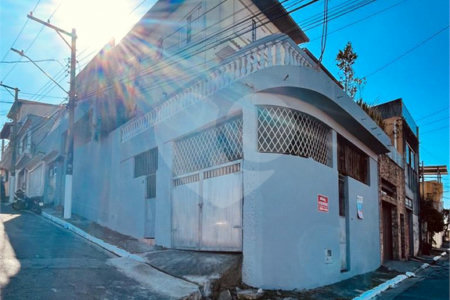Sobrado à venda com 3 quartos, sendo 1 suíte, em Vila Medeiros, São Paulo, SP
