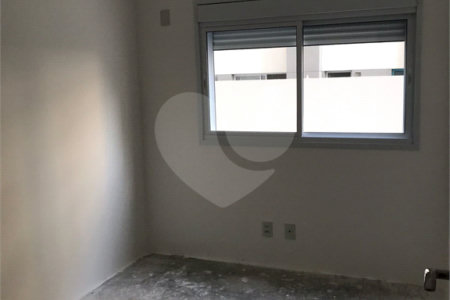Apartamento à venda com 3 quartos, sendo 1 suíte, em Vila Clementino, São Paulo, SP