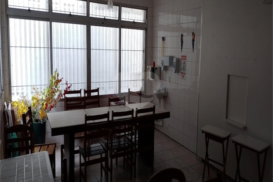 Sobrado à venda com 18 suítes em Vila Medeiros, São Paulo, SP