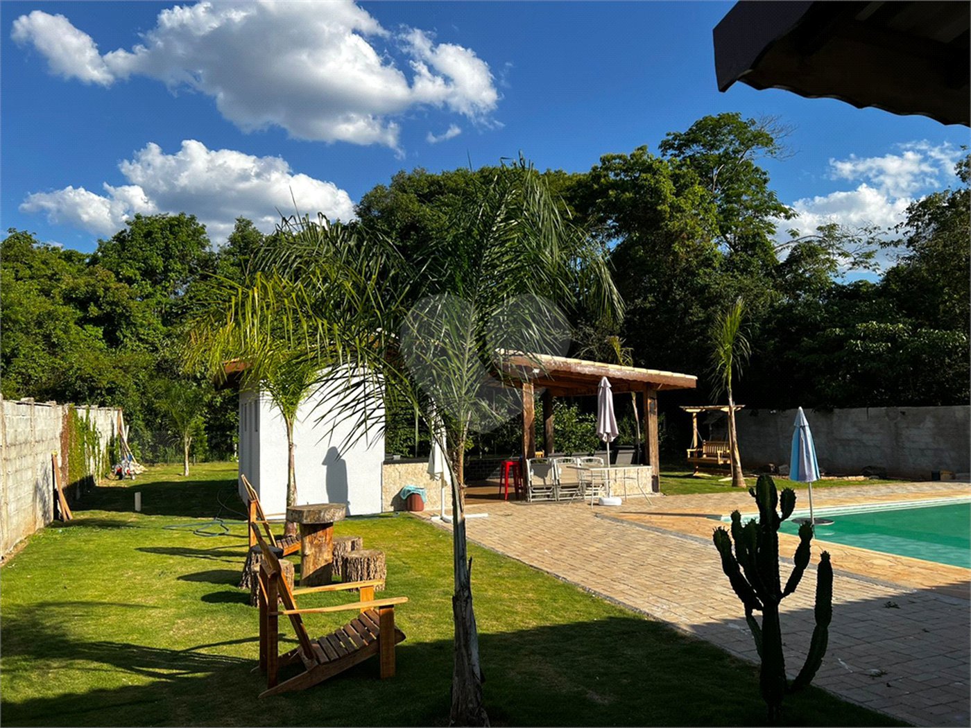 Chácara à venda com 6 quartos, sendo 1 suíte, em Jardim Estância Brasil, Atibaia, SP