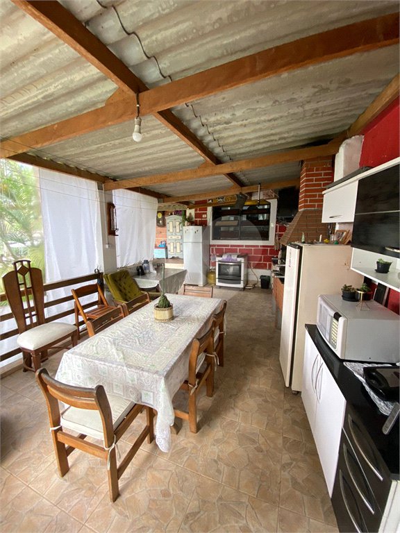 Chácara à venda com 3 quartos em Chácaras Ceres, Suzano, SP