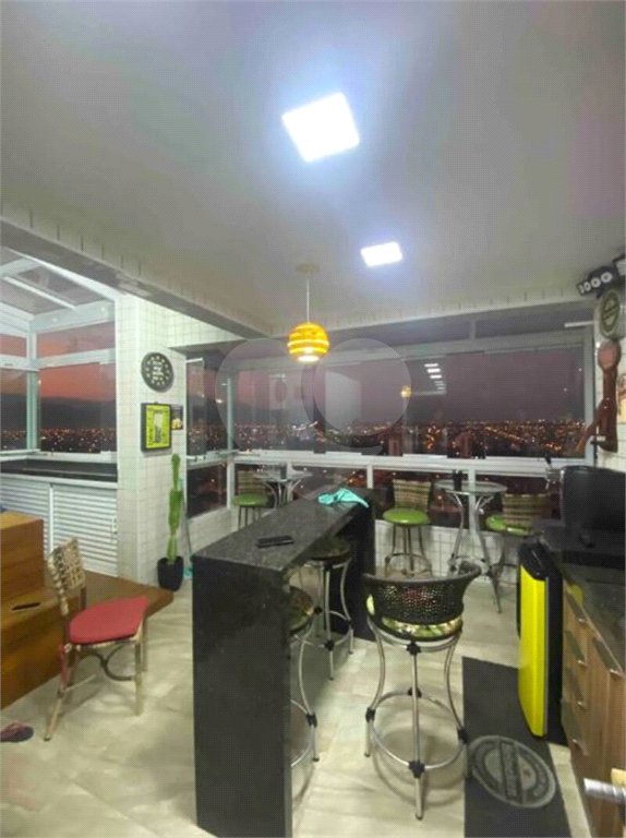 Duplex à venda com 3 suítes em Caiçara, Praia Grande, SP