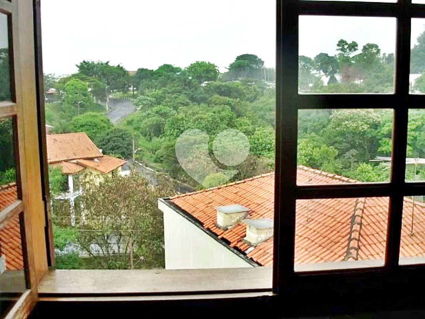 Sobrado à venda com 3 suítes em Tremembé, São Paulo, SP