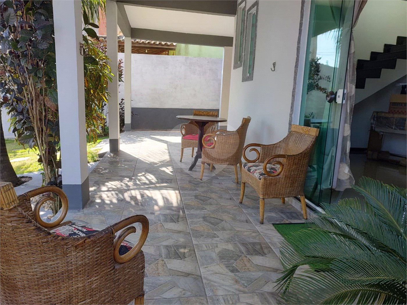 Casa à venda com 3 quartos, sendo 2 suítes,  em Rasa, Armação dos Búzios, RJ