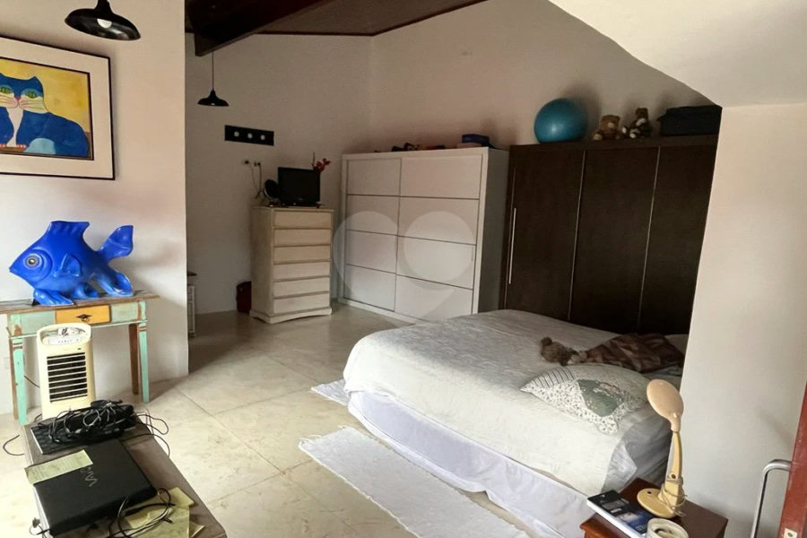 Casa à venda com 6 quartos, sendo 5 suítes, em Morada da Praia, Bertioga, SP