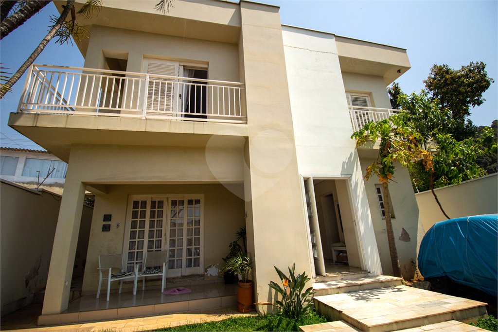 Casa à venda com 4 quartos, sendo 1 suíte, em Santa Luzia, Alumínio, SP