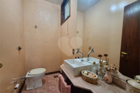 Sobrado à venda com 3 quartos, sendo 1 suíte,  em Vila Trujillo, Sorocaba, SP