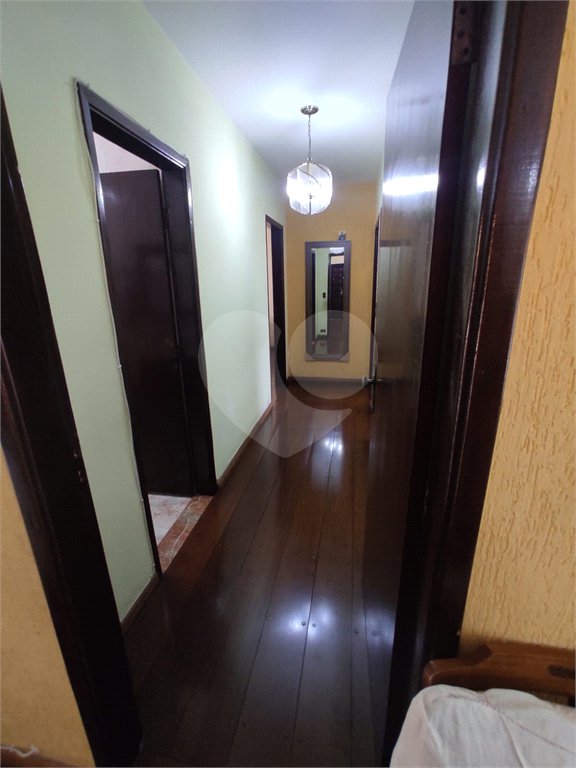 Casa à venda com 4 quartos, sendo 1 suíte, em Vila Galvão, Guarulhos, SP