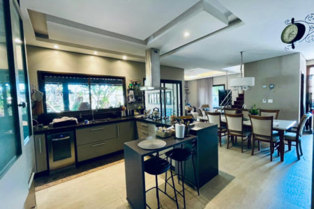 Casa à venda com 3 quartos, sendo 1 suíte, em Jardim Adelaide, Hortolândia, SP