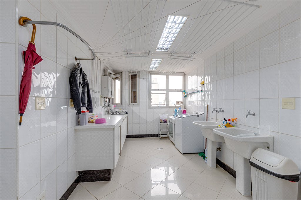 Apartamento à venda com 4 suítes em Jardim Marajoara, São Paulo, SP