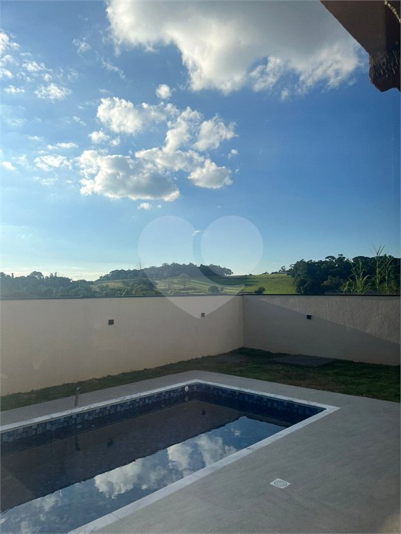 Casa à venda com 3 quartos, sendo 1 suíte, em Jardim Paraíso da Usina, Atibaia, SP