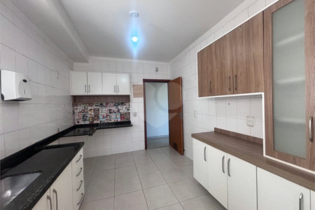 Apartamento à venda com 3 quartos, sendo 1 suíte,  em Vila Independência, Sorocaba, SP