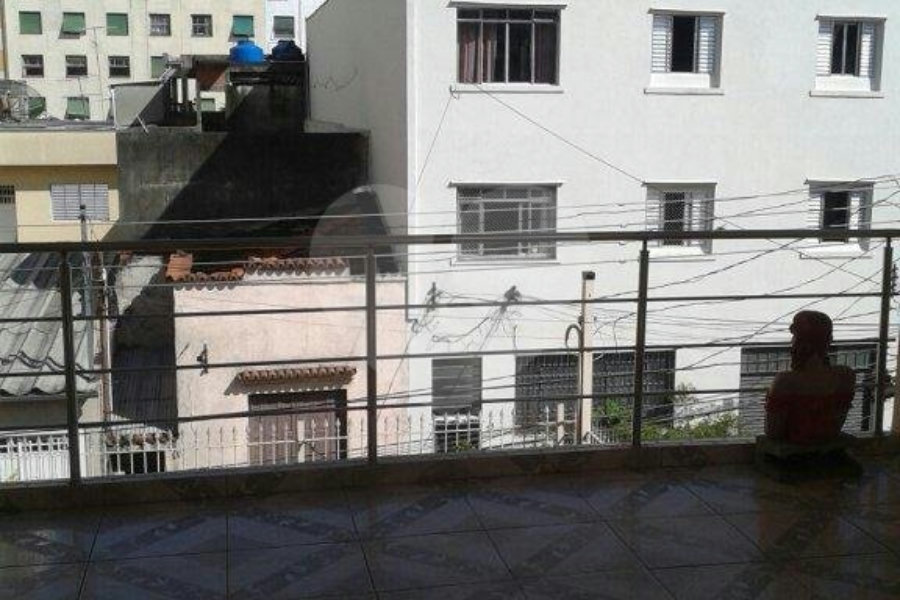 Casa à venda com 4 quartos, sendo 3 suítes, no condomínio Travessa Camarajibe,12, São Paulo - SP