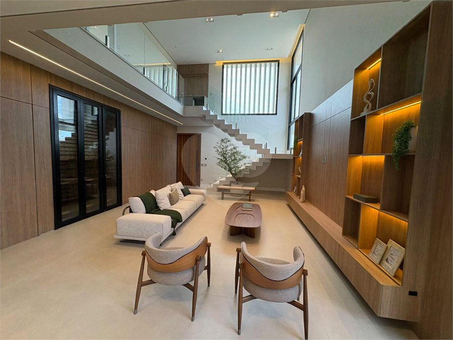 Casa à venda com 4 suítes no condomínio Villa Borghese, Indaiatuba - SP