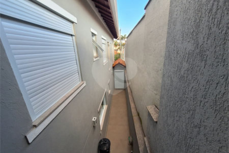 Sobrado à venda com 3 quartos, sendo 1 suíte, em Parque Vitória, São Paulo, SP