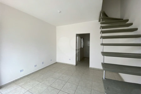 Casa à venda com 2 quartos em Vila Aurora (zona Norte), São Paulo, SP
