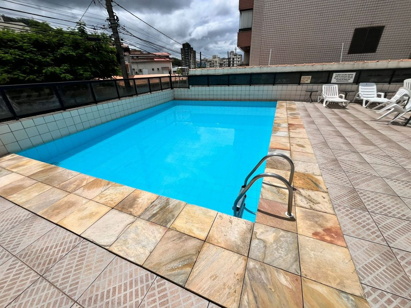 Apartamento com 1 dormitório à venda, 45 m² por R$ 290.000,00 - Jardim Três Marias - Guarujá/SP