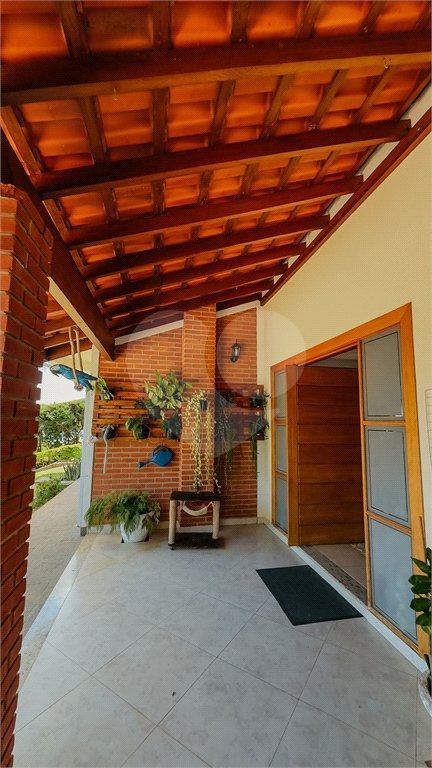 Casa à venda com 4 suítes no condomínio Monte Belo, Salto - SP
