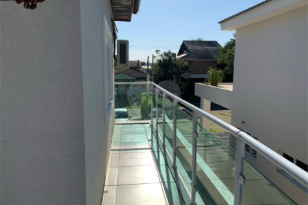 Casa à venda com 7 quartos, sendo 5 suítes, no condomínio Vivendas do Lago -, Sorocaba - SP